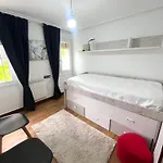 Luistarrak Apartment- Free Parking *
