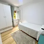 Luistarrak Apartment- Free Parking Apartment San Sebastián