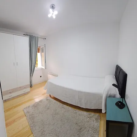 Luistarrak Apartment- Free Parking Apartment San Sebastian